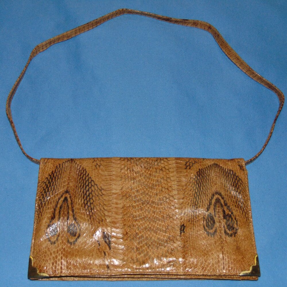 VINTAGE AUTHENTIC KING COBRA SNAKESKIN CLUTCH/PURSE